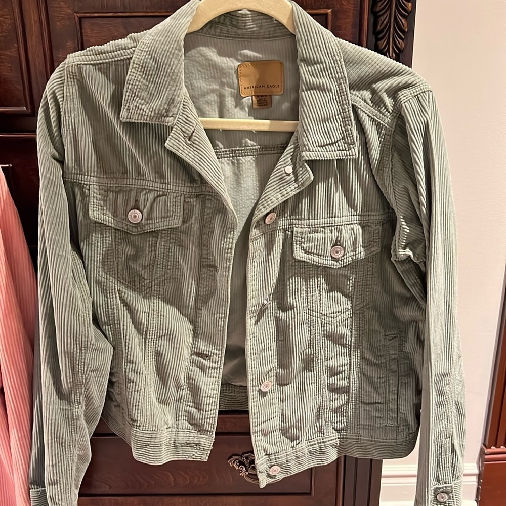 American Eagle jacket top green